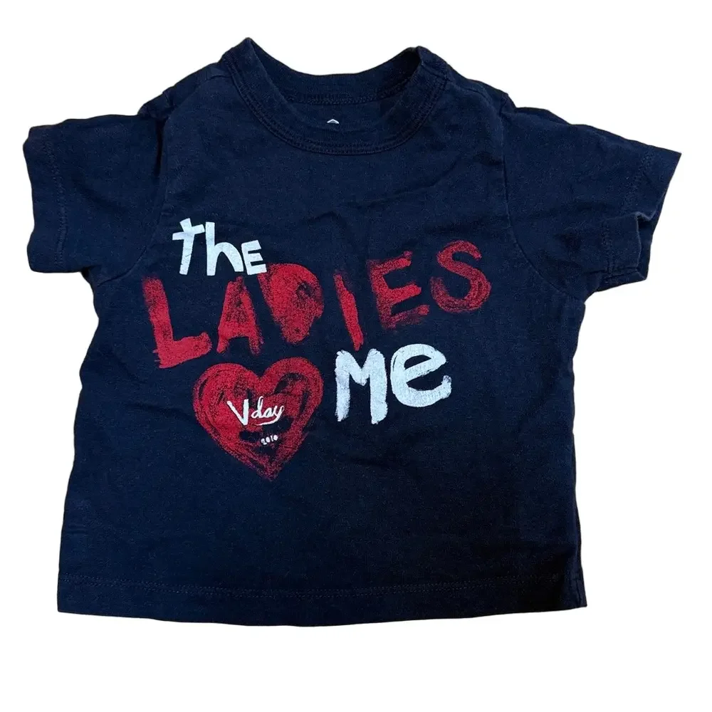Old Navy 6-12 Months Navy The Ladies Love Me Graphic Short Sleeve Tee